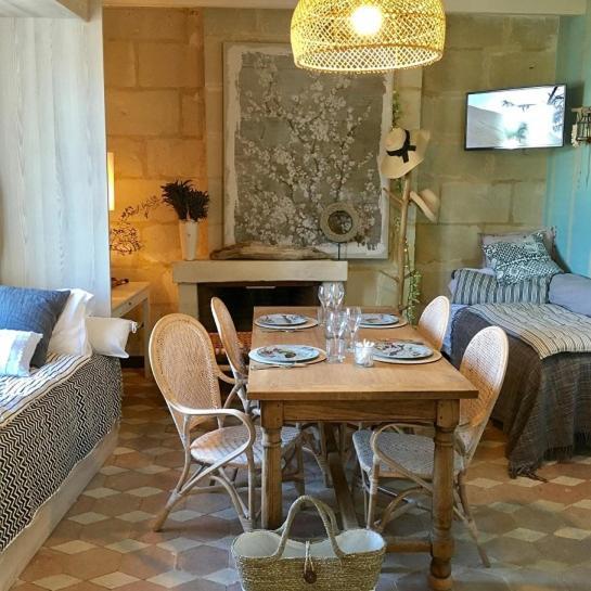 Appartements & Spa De La Marine Loire Монтзоро Экстерьер фото